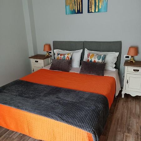 Deco & Retro Apartment Специя Экстерьер фото