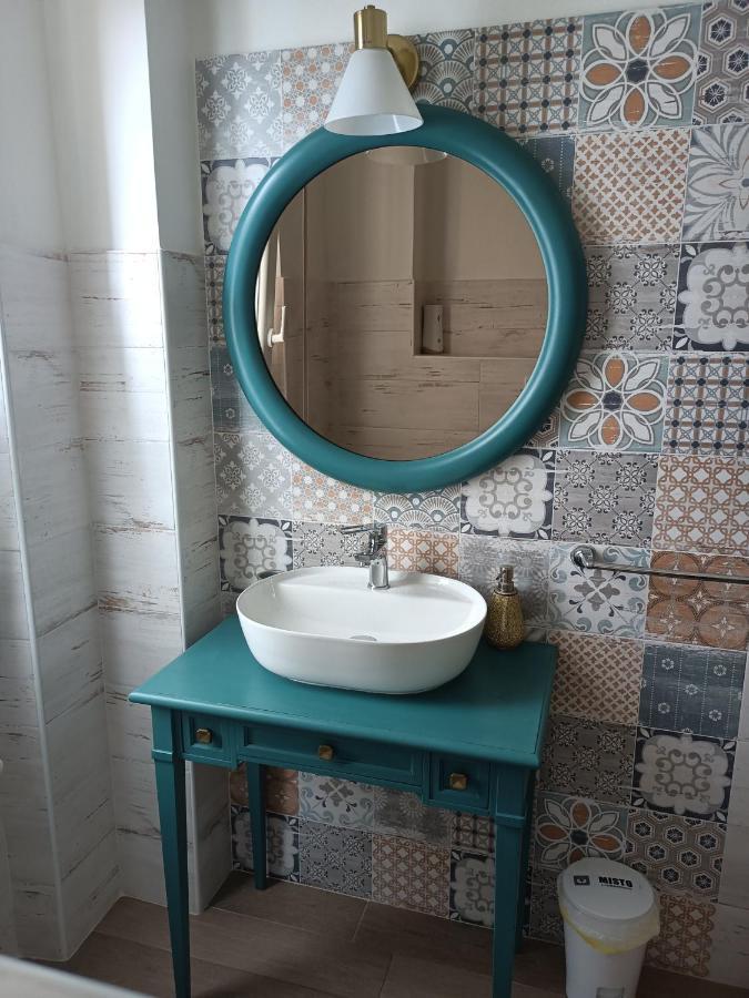 Deco & Retro Apartment Специя Экстерьер фото