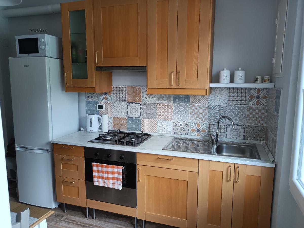 Deco & Retro Apartment Специя Экстерьер фото